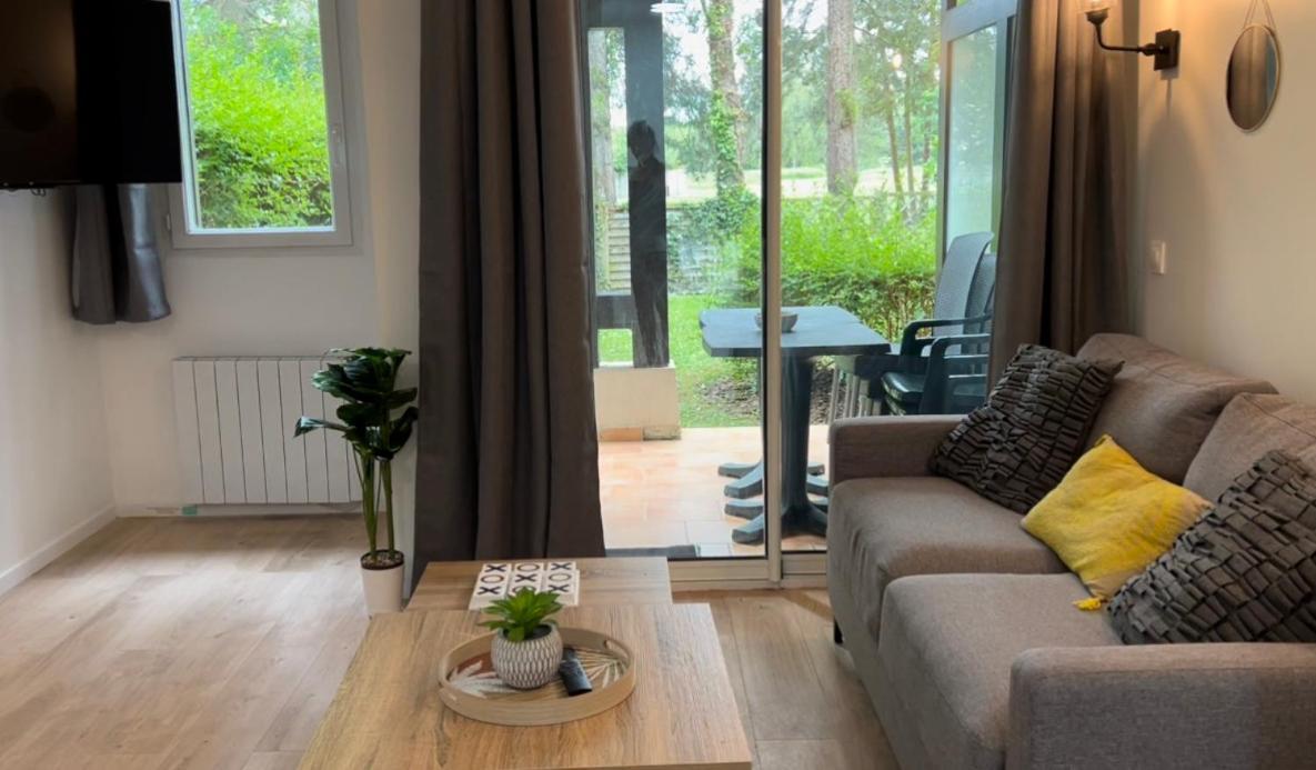 Le Cosy Residence Du Golf Deauville Eksteriør billede