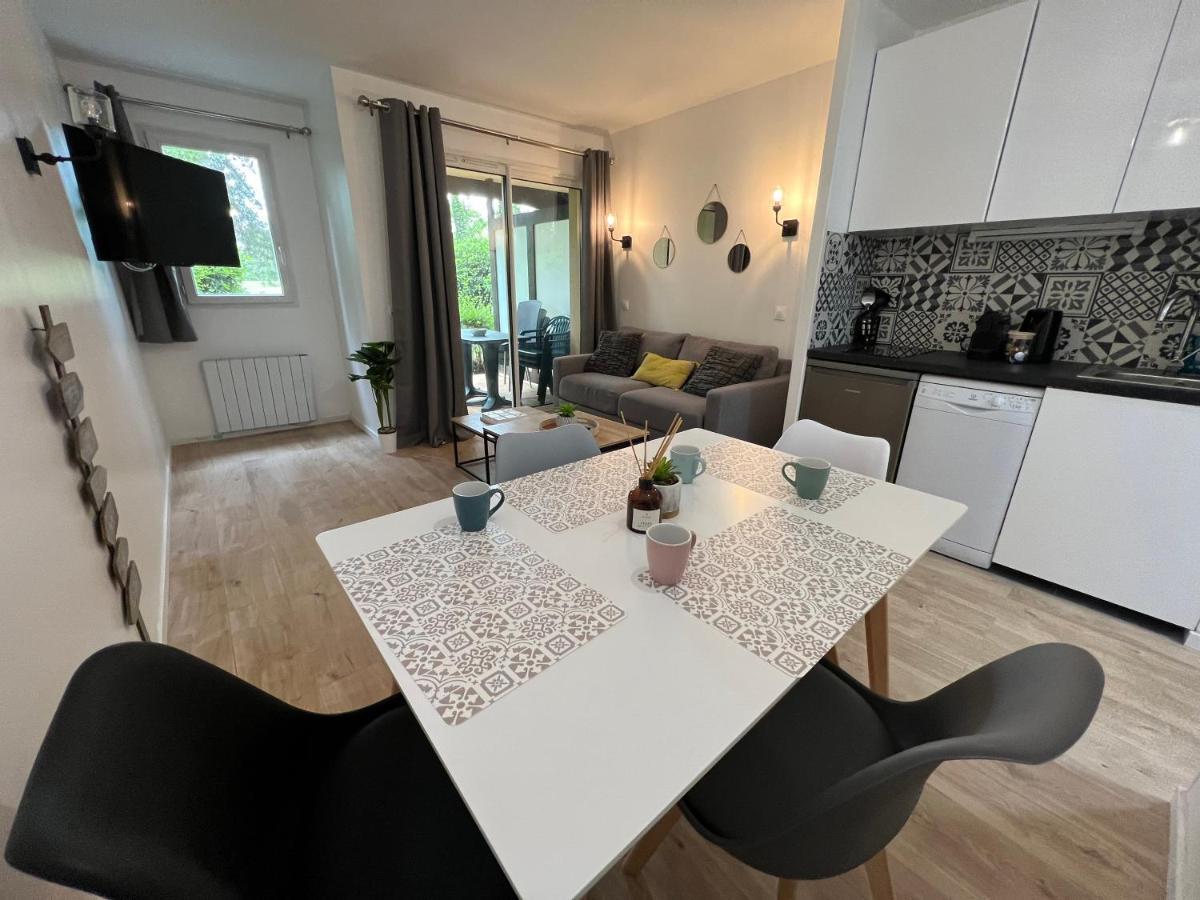 Le Cosy Residence Du Golf Deauville Eksteriør billede